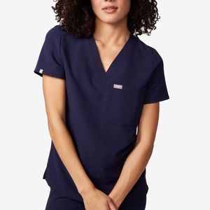 FIGS Navy Scrub Set - NWT